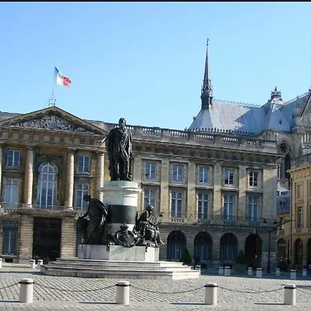 L'ange Au Sourire * Reims