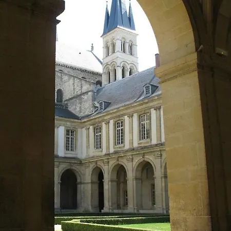L'ange Au Sourire Reims