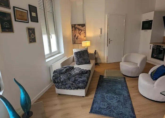 L'ange Au Sourire * Reims